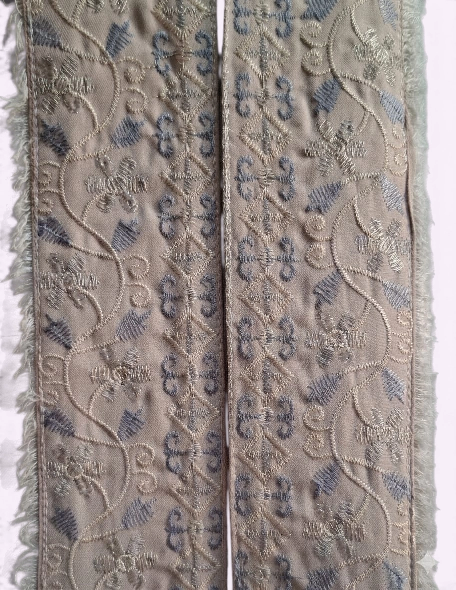 Saudi Linen Embroidered Trim Abaya - Cream