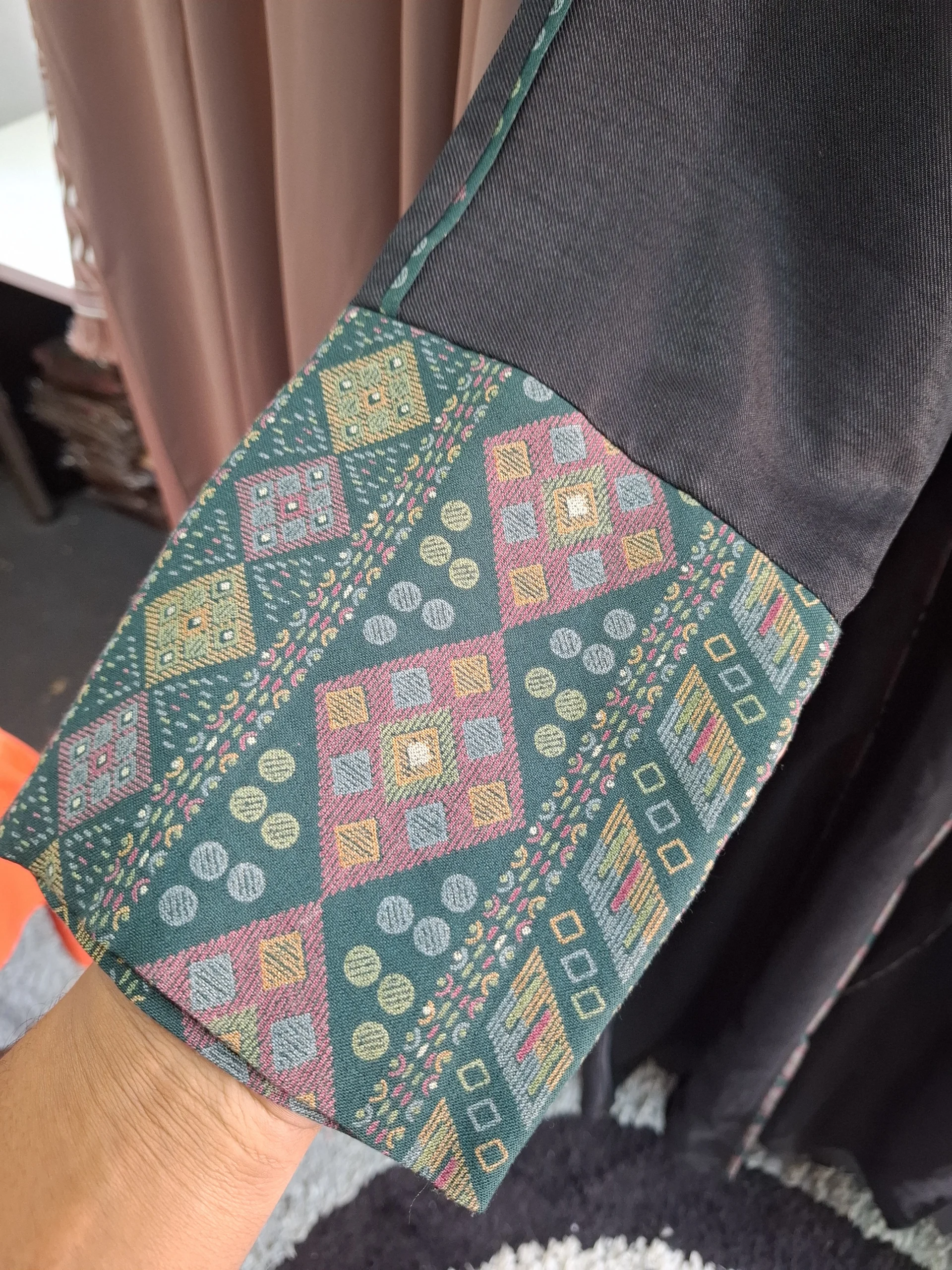 SEAWEED GREEN LINEN LINE